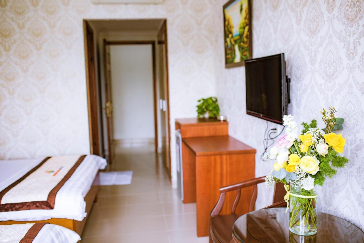 Huynh Duc Hotel Cao Lanh Exterior photo
